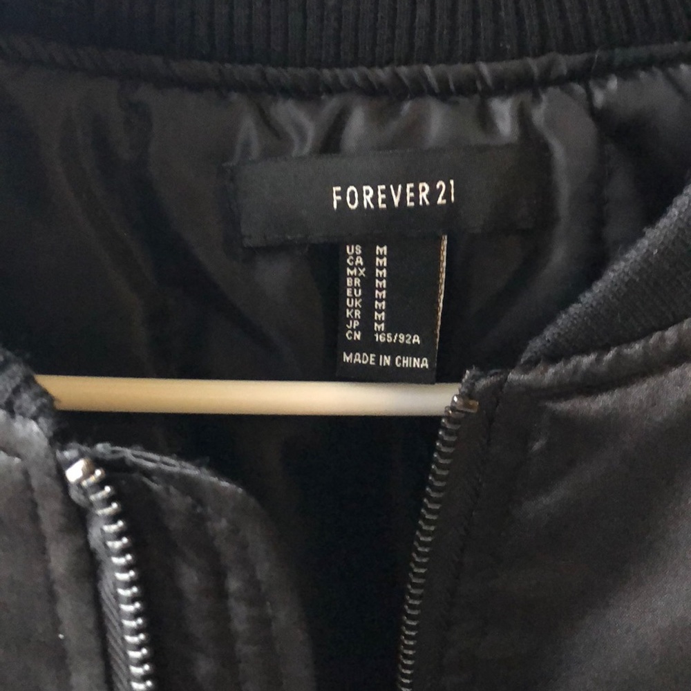 Bomber jacket - Picture 2 of 3